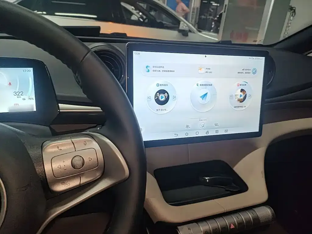BYD Dolphin — фото 5