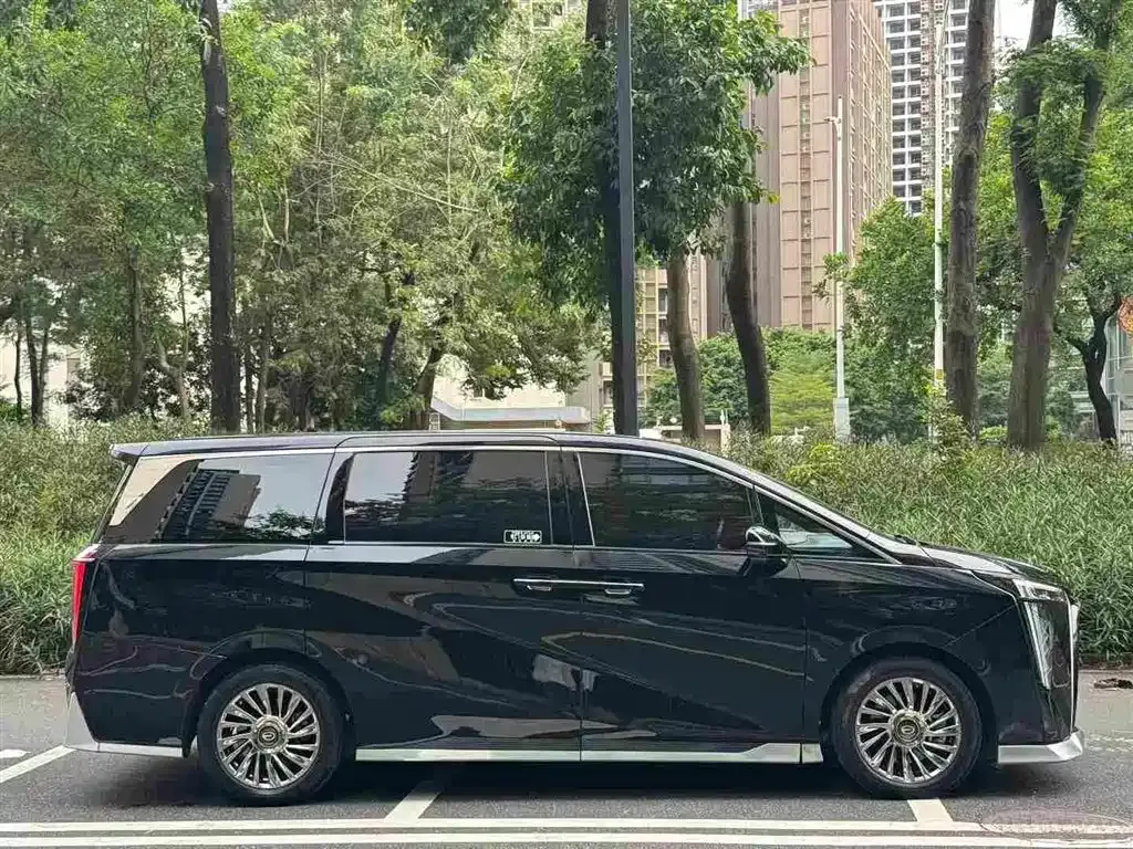 GAC Motor Trumpchi M8 — фото 10