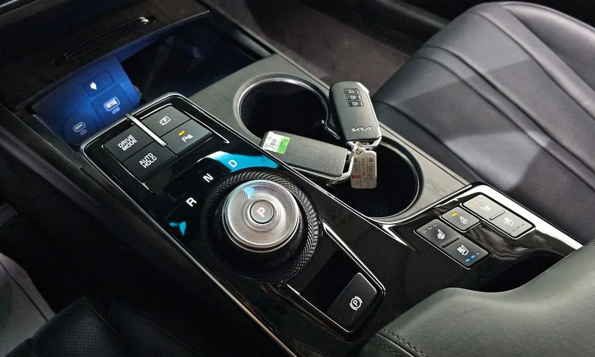 Kia K8 — фото 10