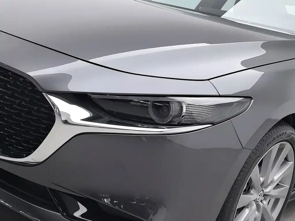 Mazda 3 Axela — фото 8