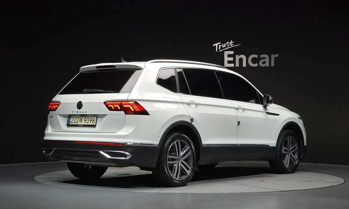 Volkswagen Tiguan — фото 5