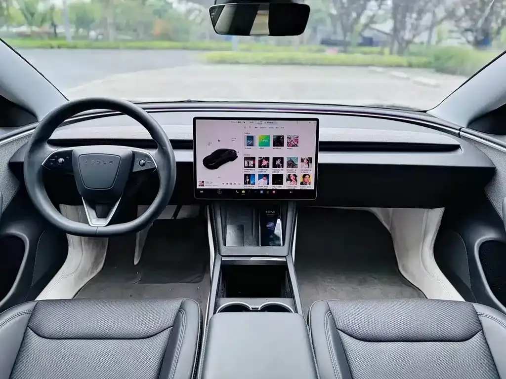Tesla Model 3 — фото 4