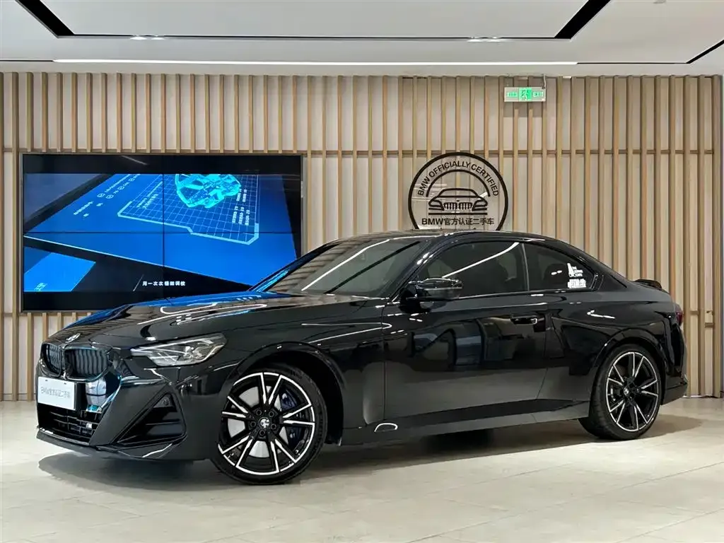 BMW M240i — фото 1
