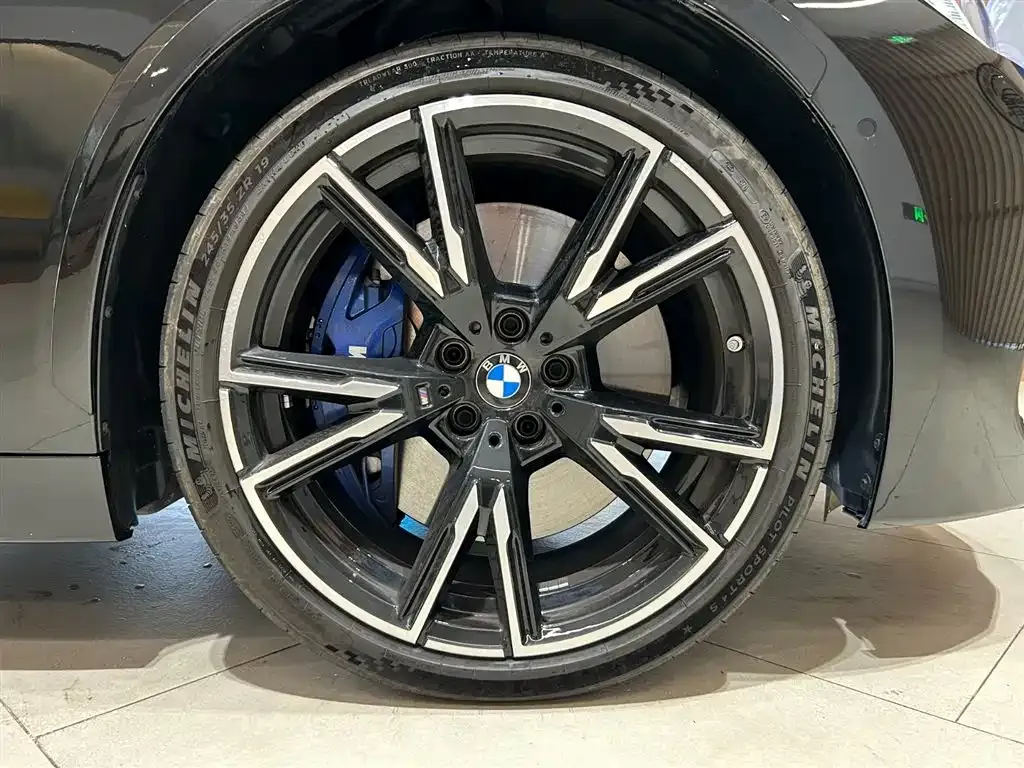 BMW M240i — фото 7