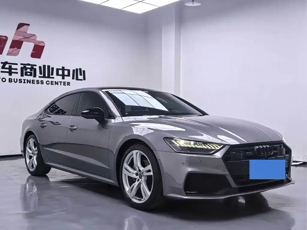 Audi A7L — фото 2