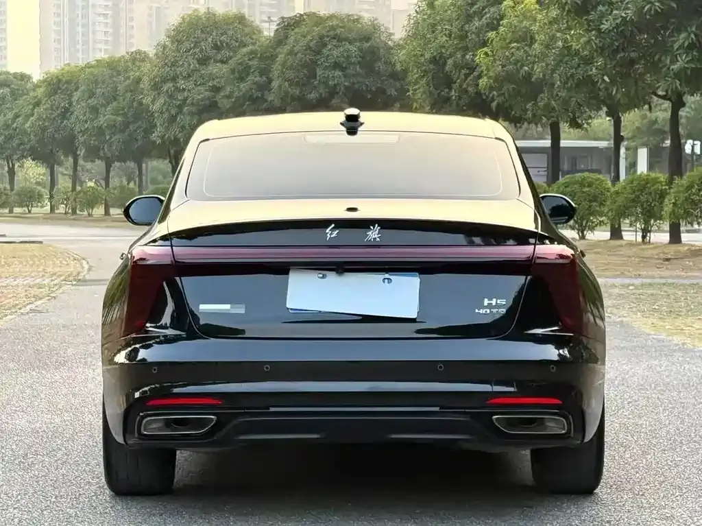 Hongqi H5 — фото 4