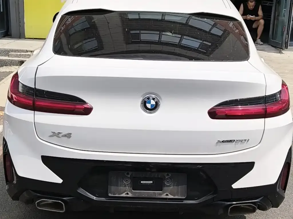 BMW X4 — фото 9