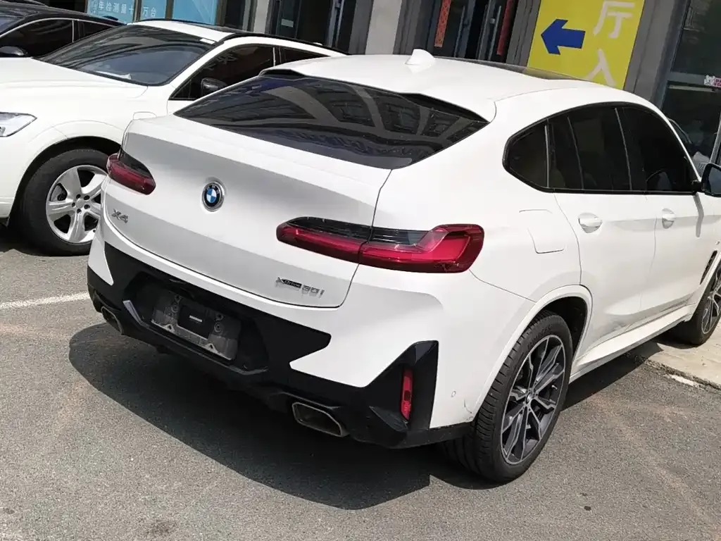 BMW X4 — фото 8