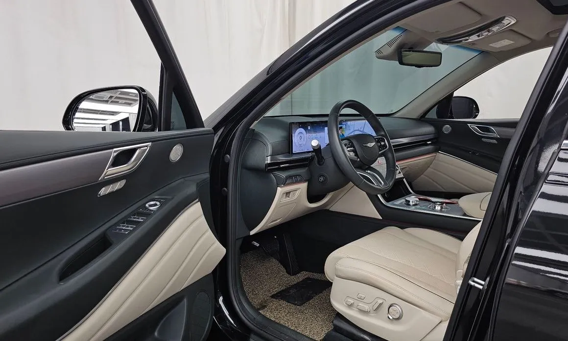 Genesis GV80 — фото 10