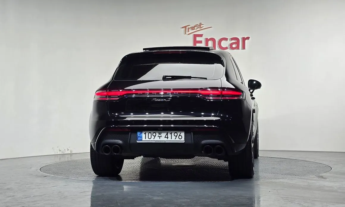 Porsche Macan — фото 4