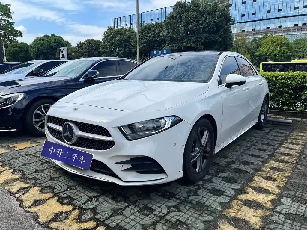 Mercedes-Benz A-Class — фото 1