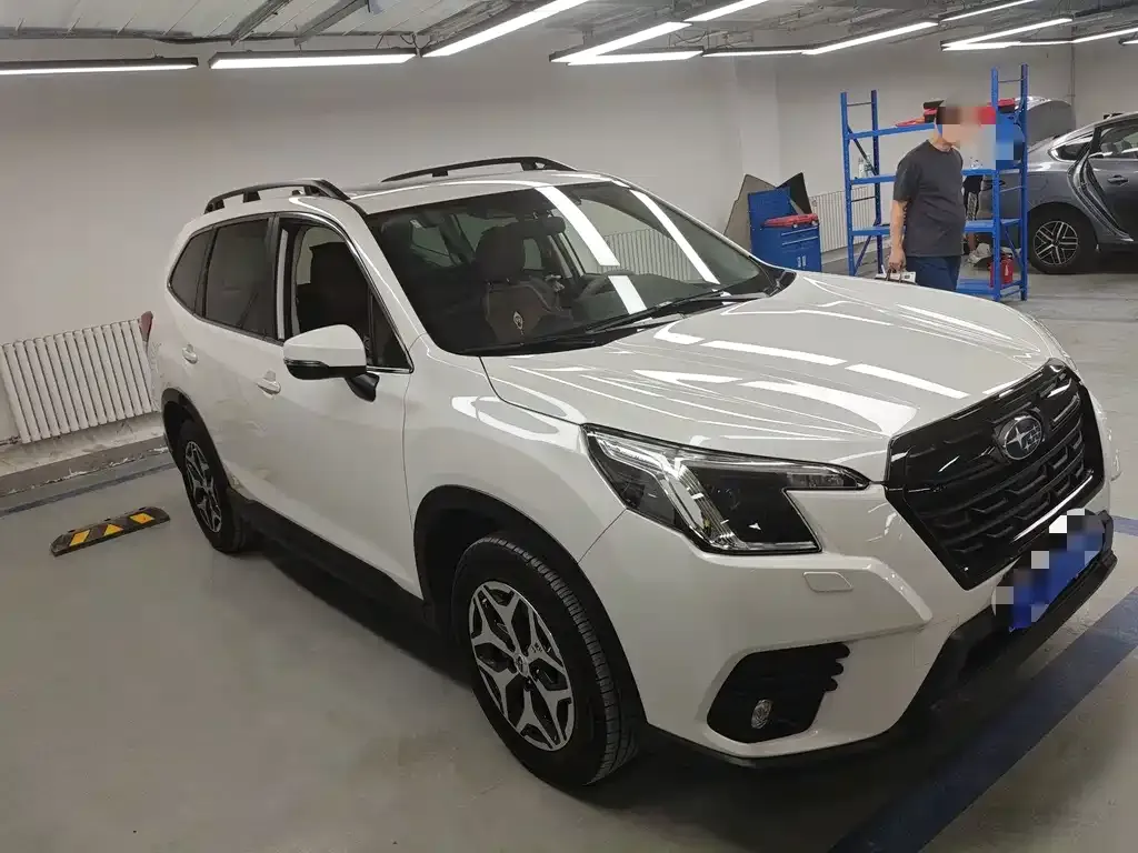 Subaru Forester — фото 4