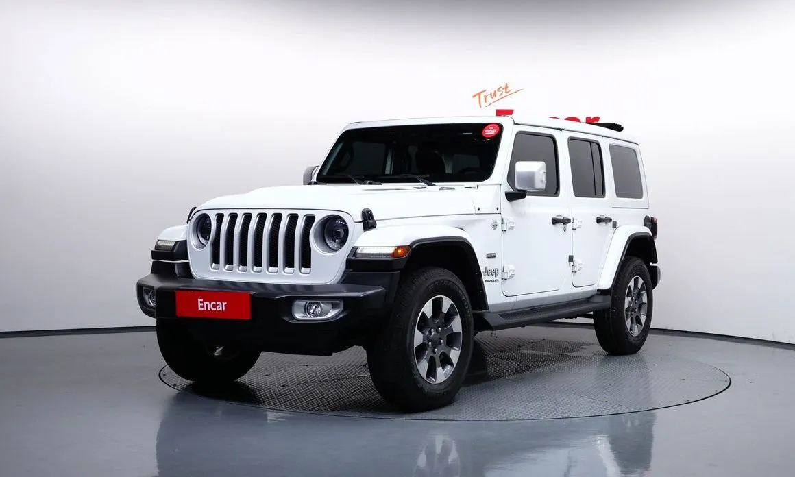Jeep Wrangler — фото 1