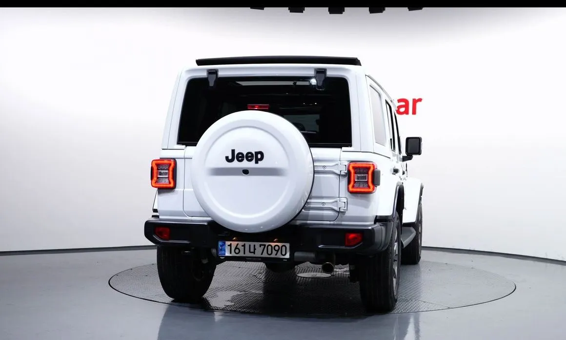 Jeep Wrangler — фото 4