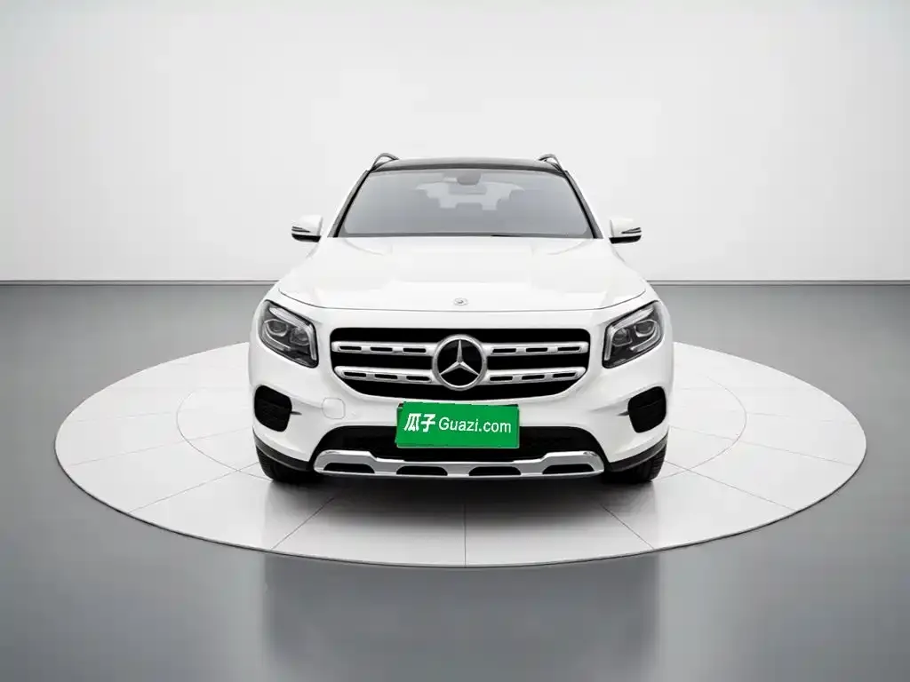 Mercedes-Benz GLB — фото 2