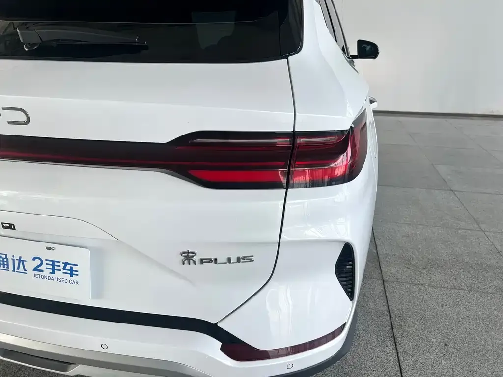 BYD PLUS New Energy — фото 9