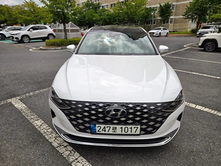Hyundai Grandeur — фото 1