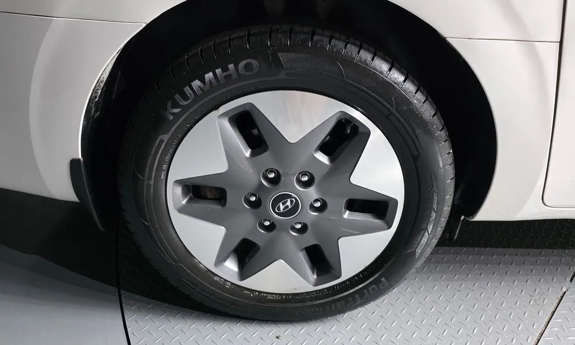 Hyundai Staria — фото 6