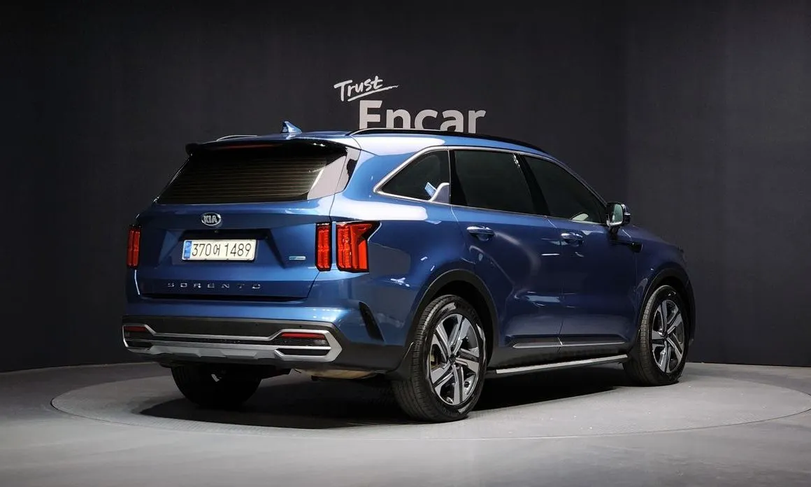 Kia Sorento — фото 3