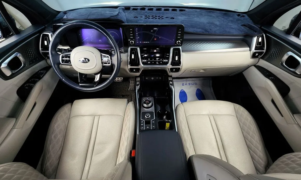 Kia Sorento — фото 9