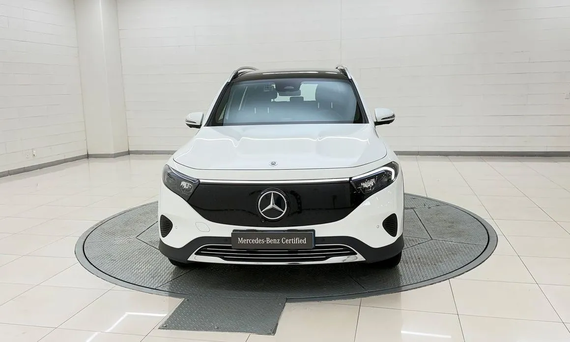 Mercedes-Benz EQB — фото 10