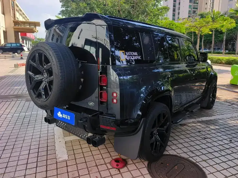 Land Rover Defender — фото 10