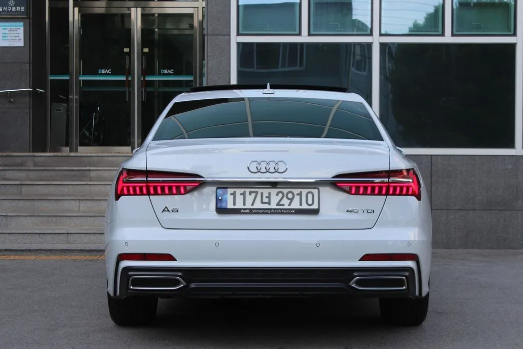 Audi A6 — фото 9