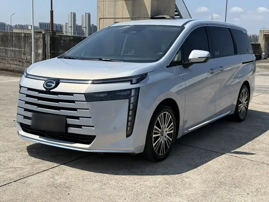 GAC Motor 传祺E8 PHEV — фото 1