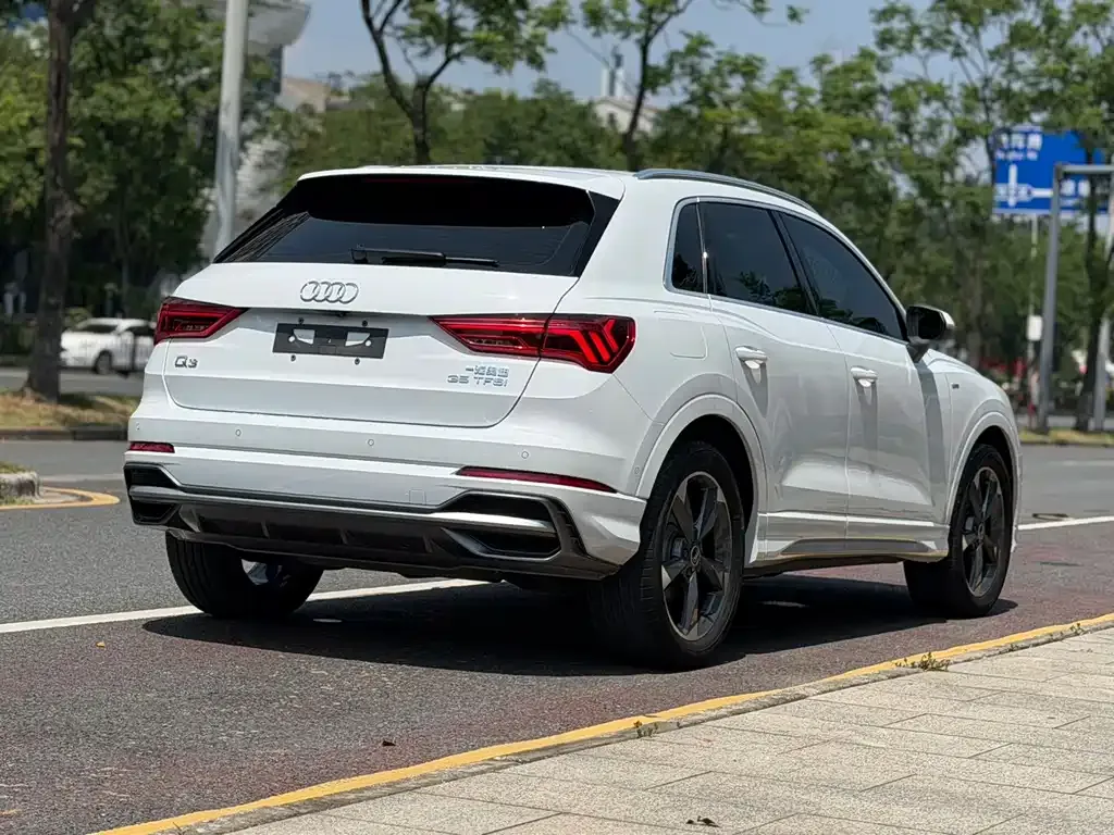 Audi Q3 — фото 2