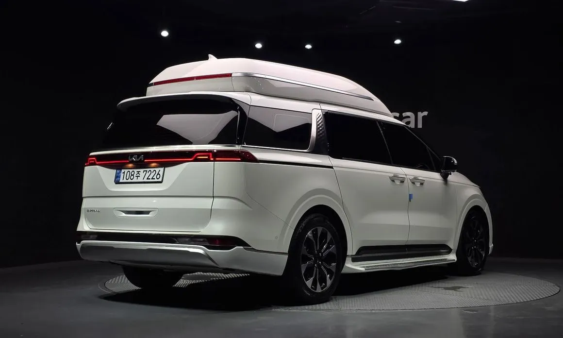 Kia Carnival — фото 2