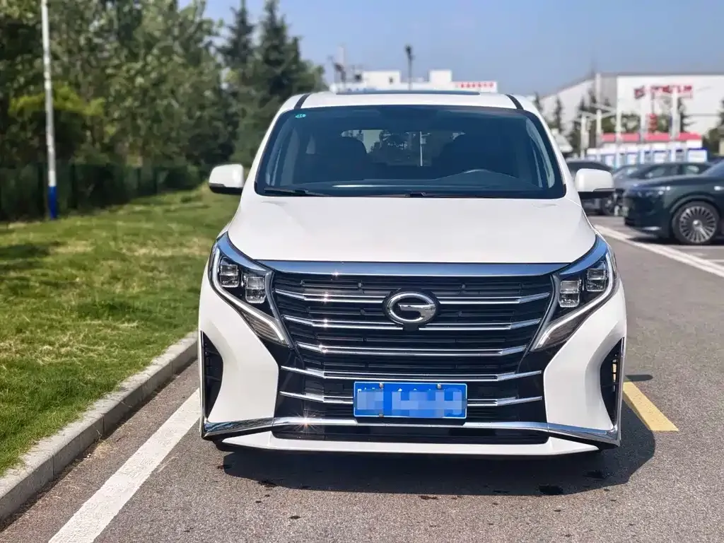 GAC Motor Trumpchi M8 — фото 3
