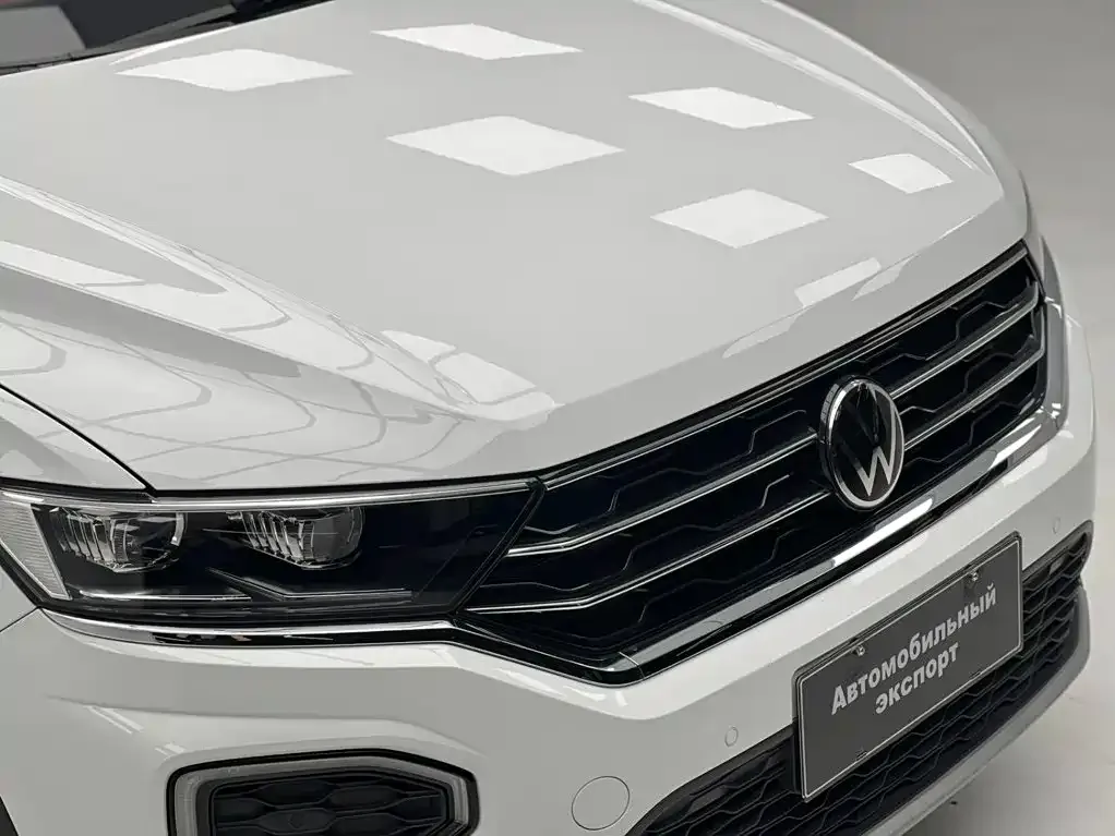 Volkswagen T-Roc — фото 5