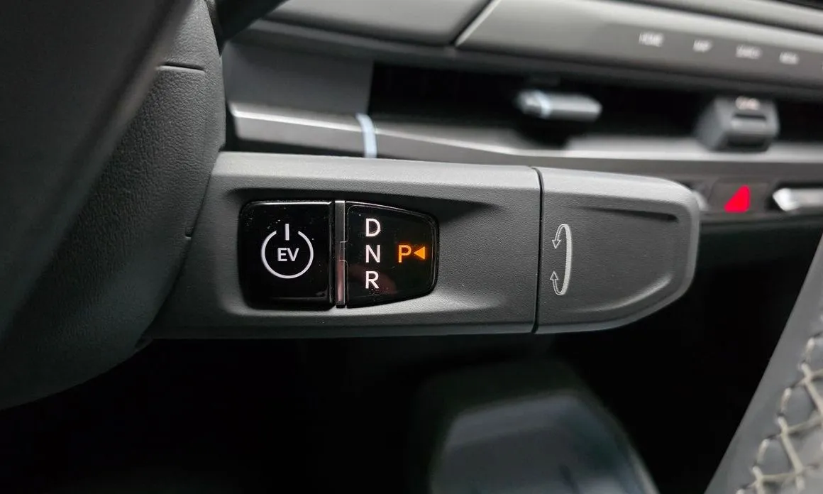 Kia EV3 — фото 6