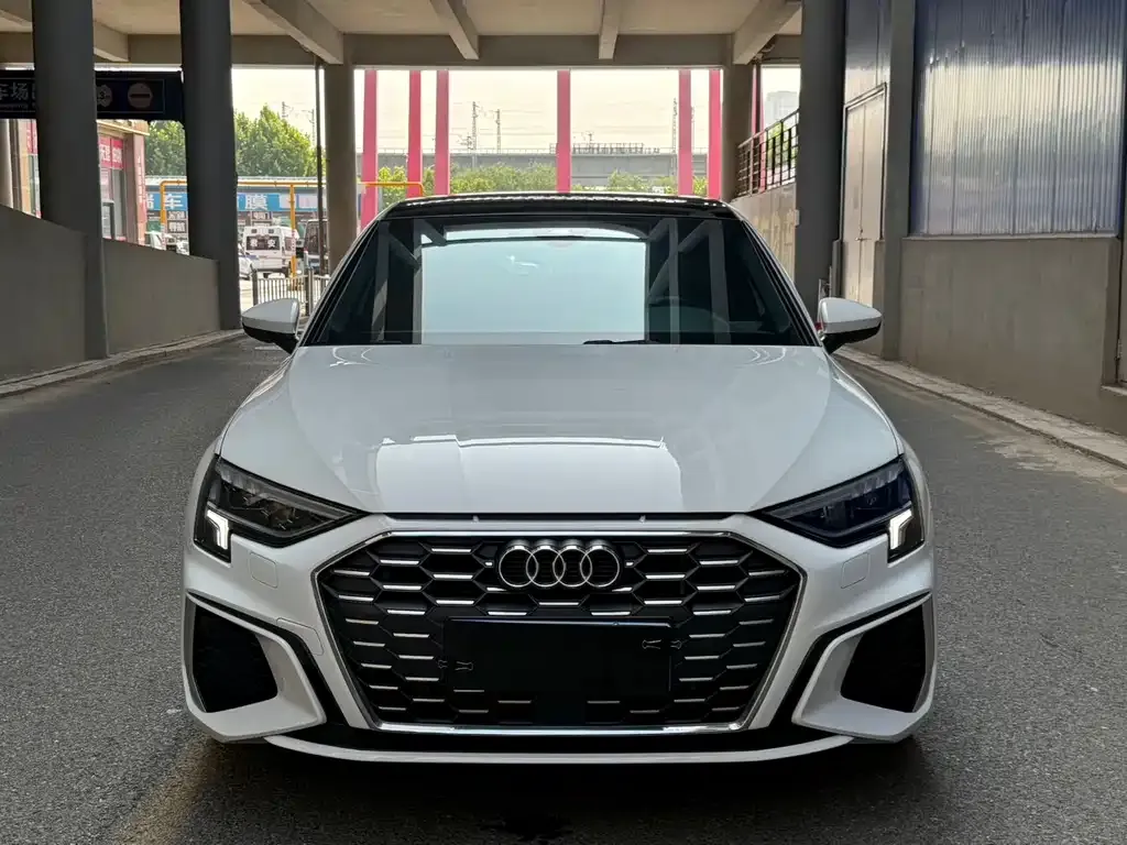 Audi A3 — фото 2