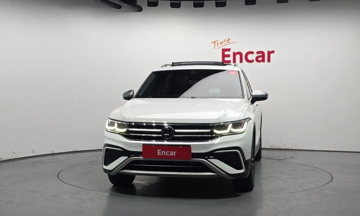 Volkswagen Tiguan — фото 4