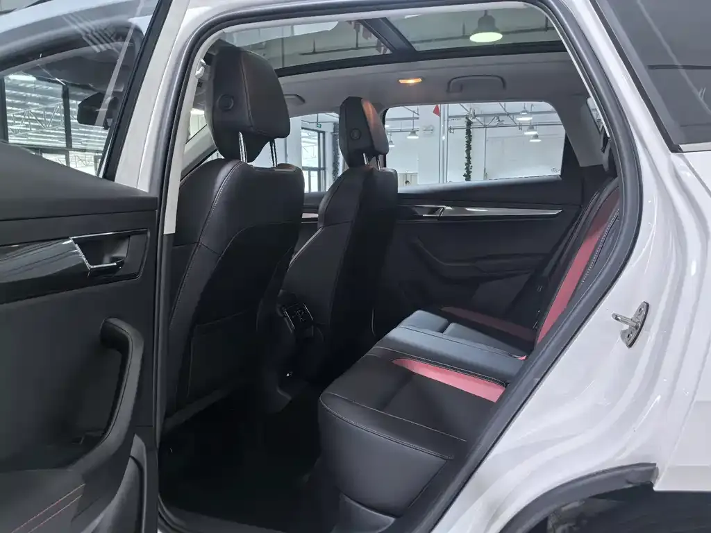Skoda Karoq — фото 4
