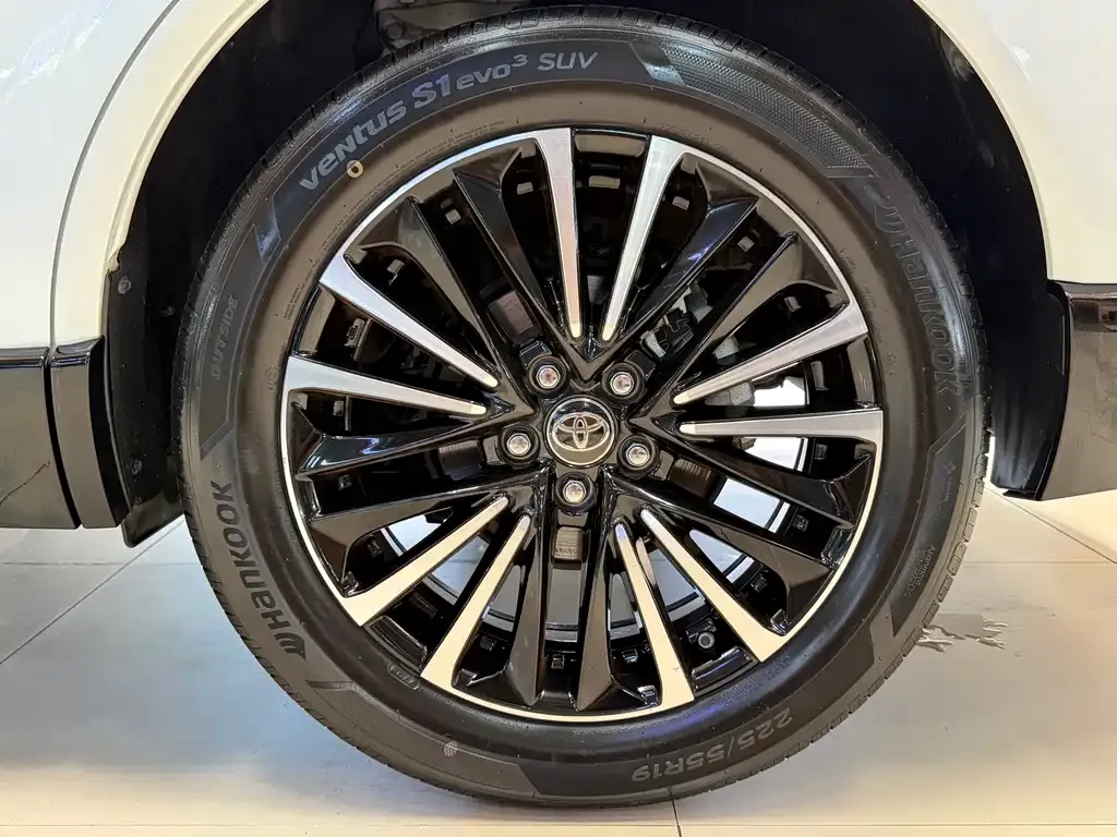 Toyota Venza — фото 2