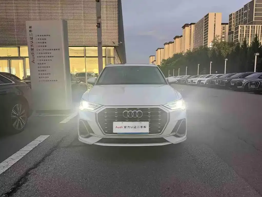 Audi Q3 — фото 3
