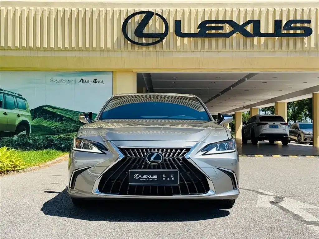 Lexus ES — фото 6