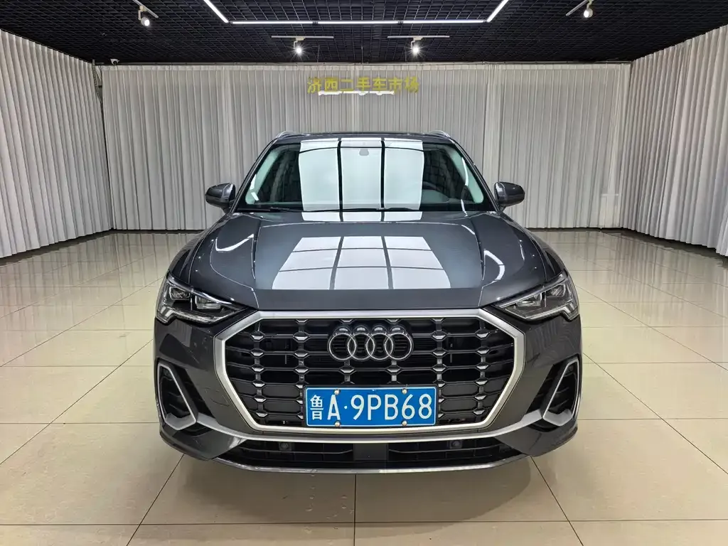 Audi Q3 — фото 10