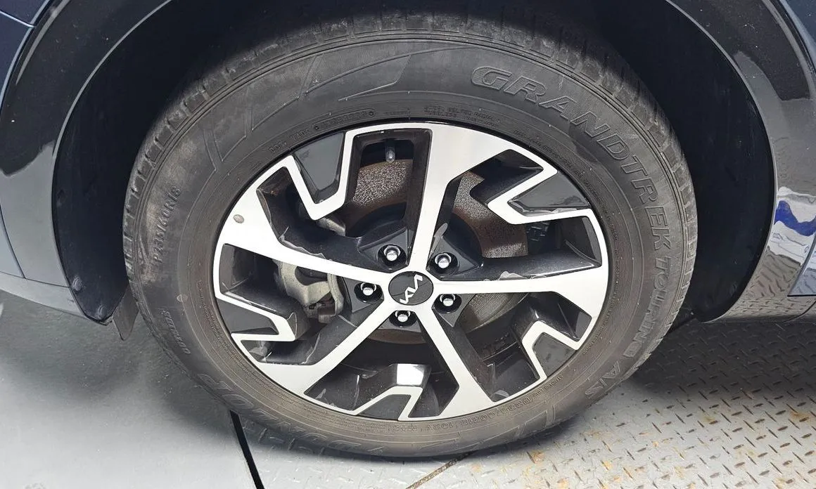 Kia Sportage — фото 10