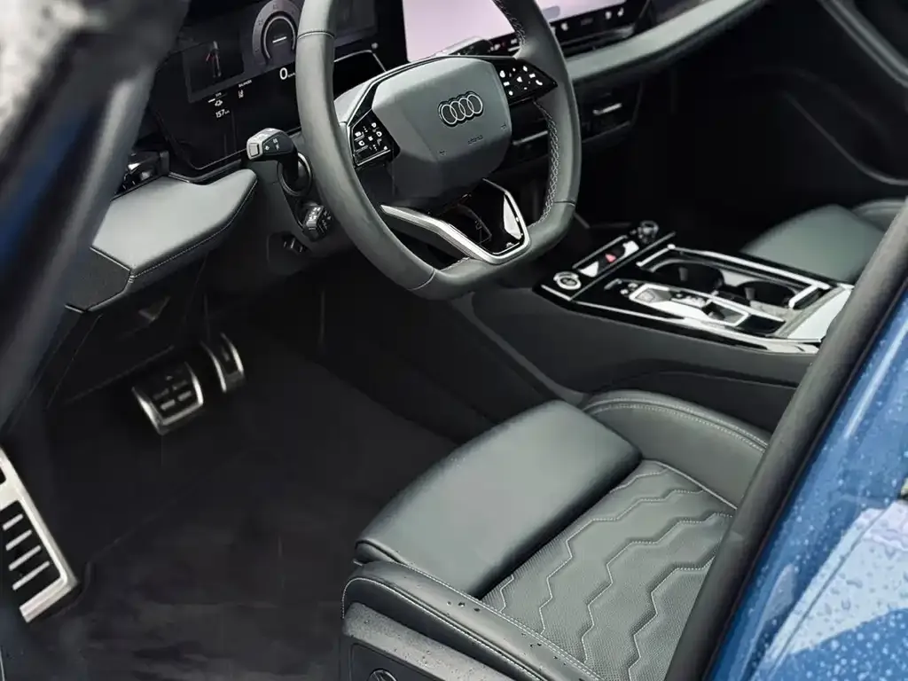 Audi 奥迪A6L e-tron — фото 10