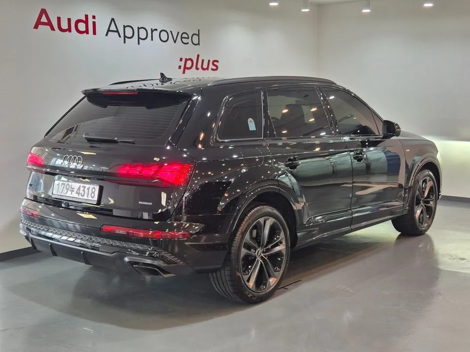 Audi Q7 — фото 4