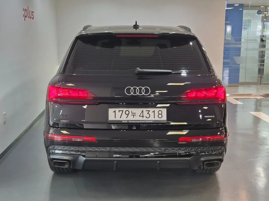 Audi Q7 — фото 3