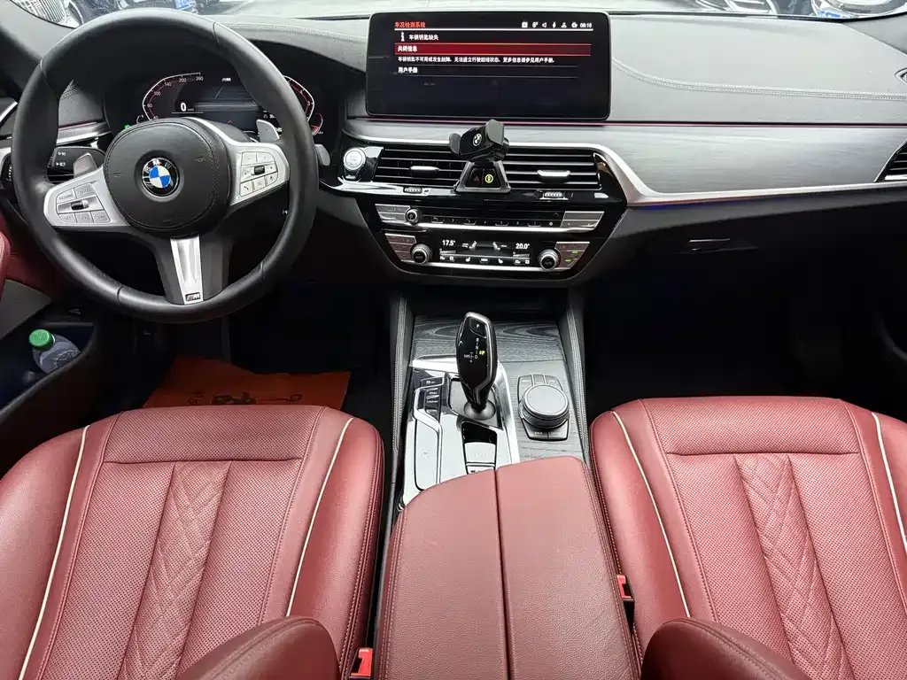 BMW 5 Series — фото 10