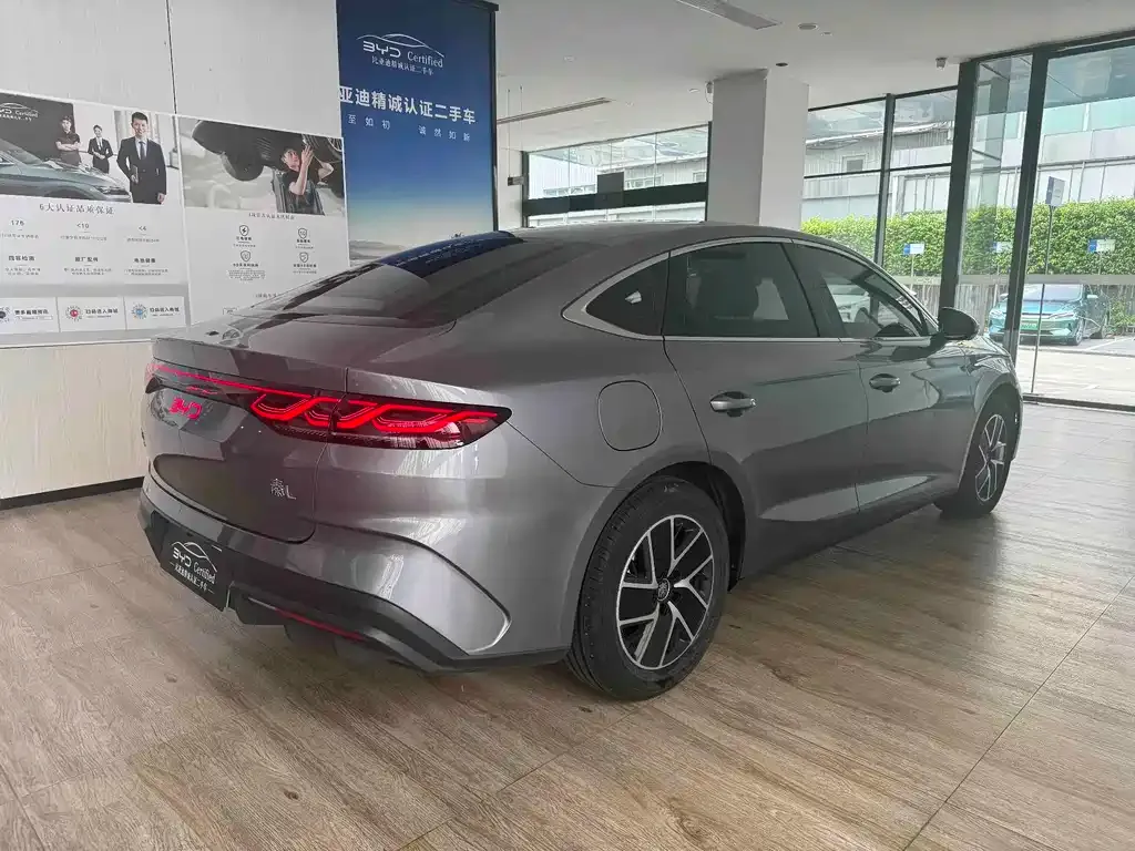 BYD Qin L — фото 7