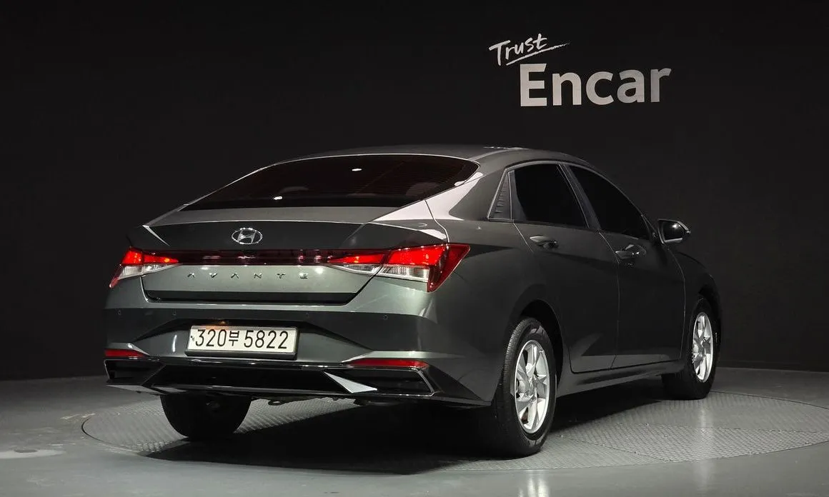 Hyundai AVANTE — фото 5