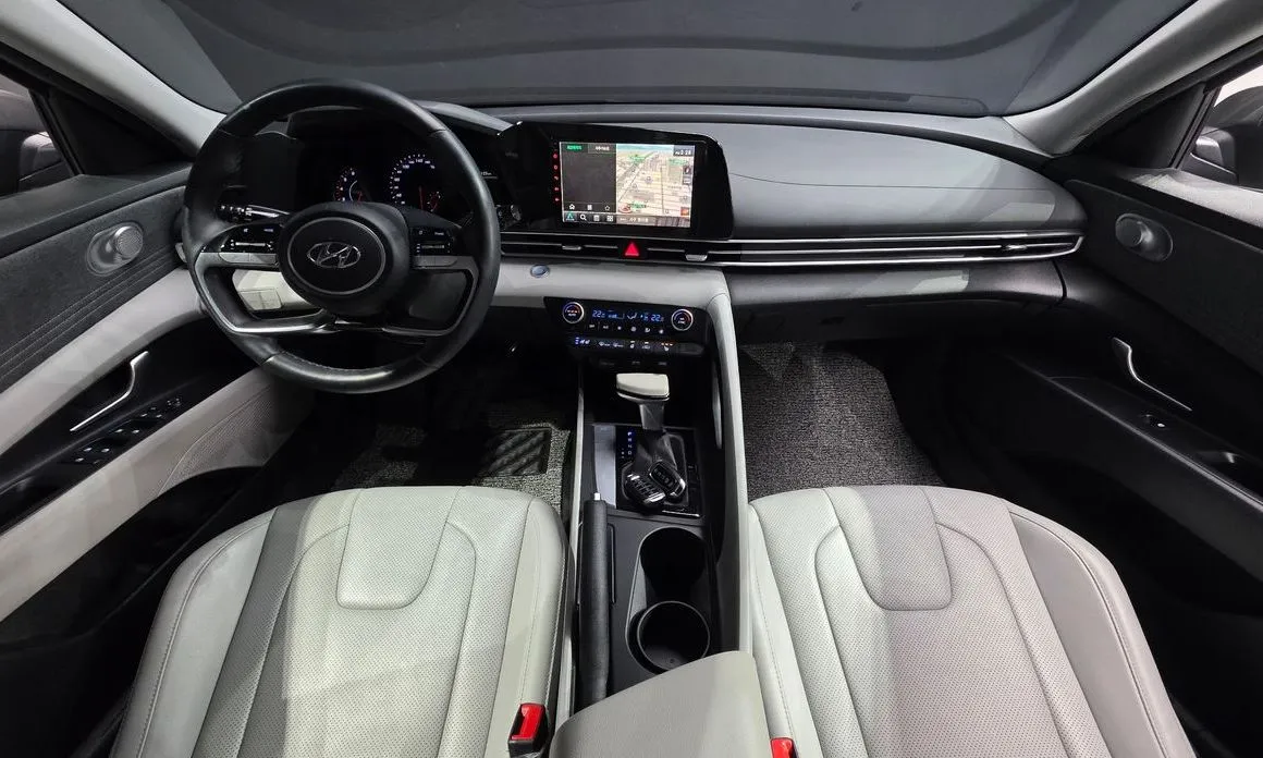 Hyundai AVANTE — фото 6