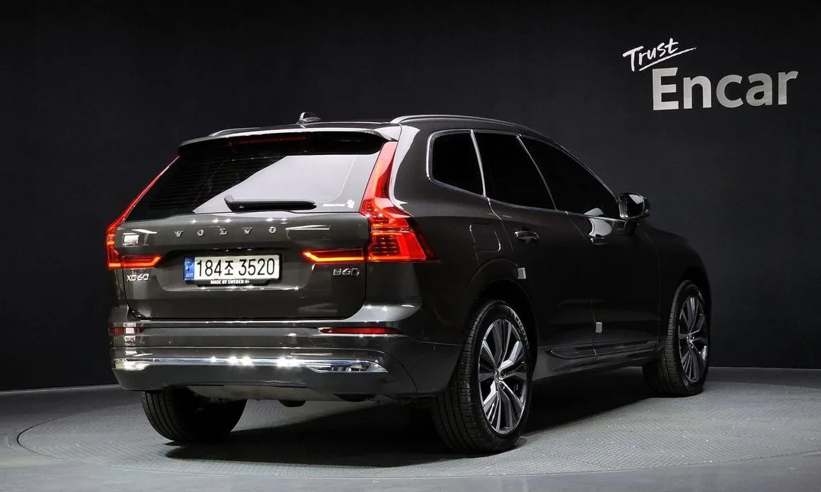 Volvo XC60 — фото 3