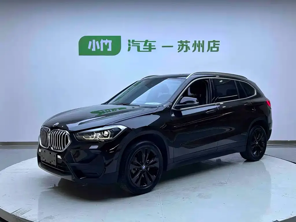 BMW X1 — фото 1